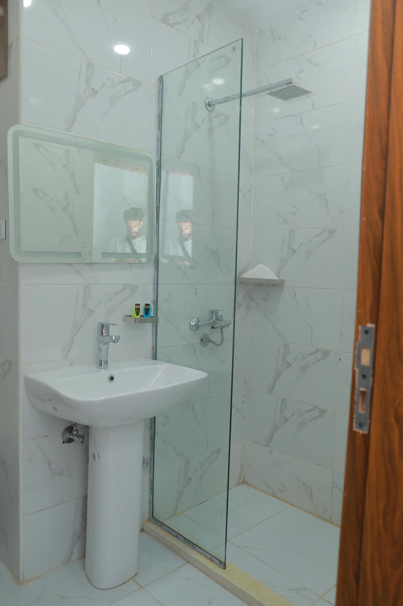 Prince Pyramids Inn Kafret el-Gabal 外观 照片